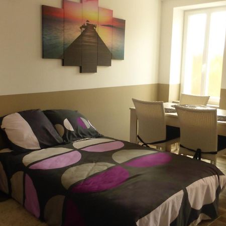 Au Velo Fleuri Appartement Bracieux Buitenkant foto
