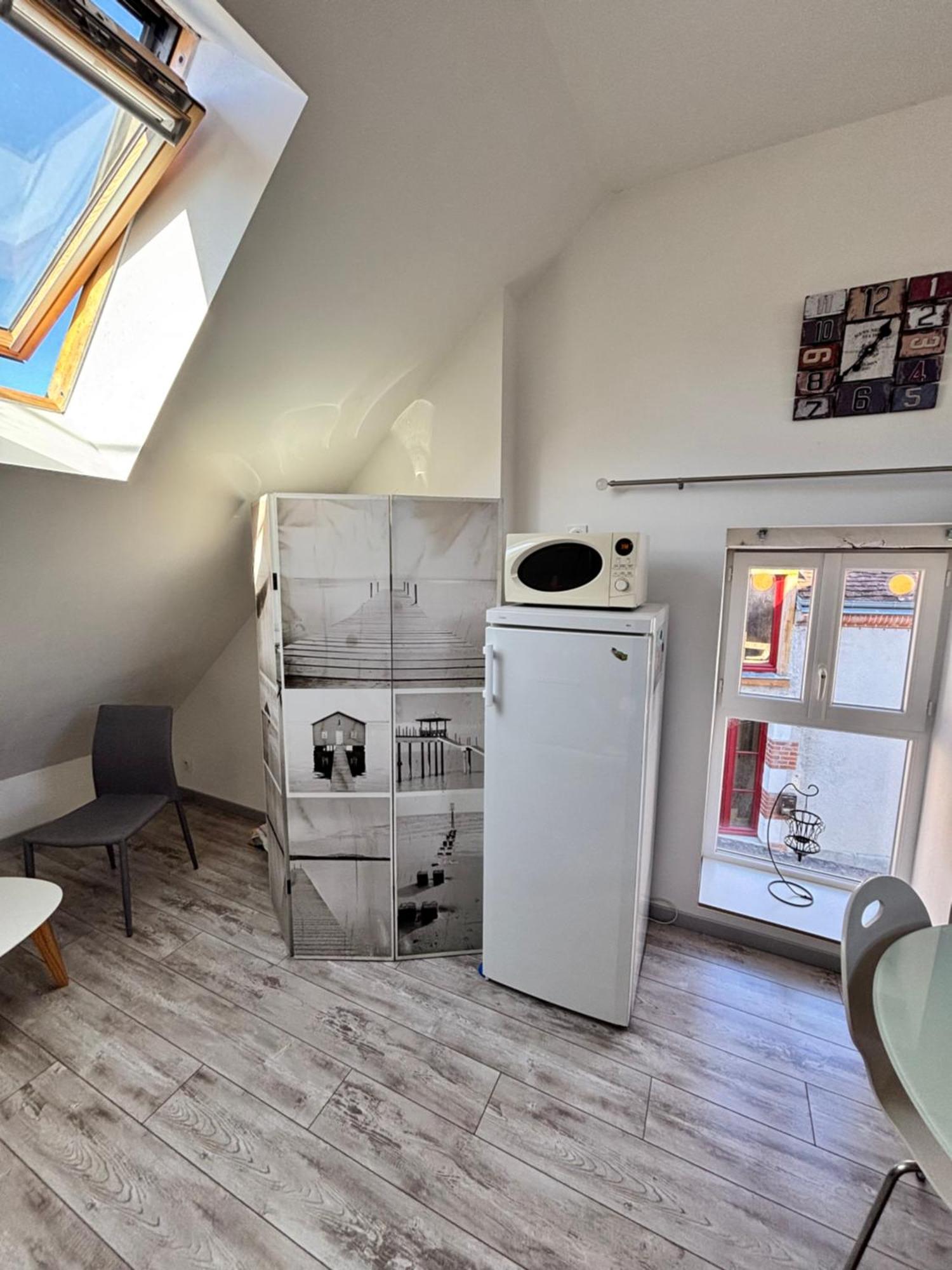 Au Velo Fleuri Appartement Bracieux Buitenkant foto